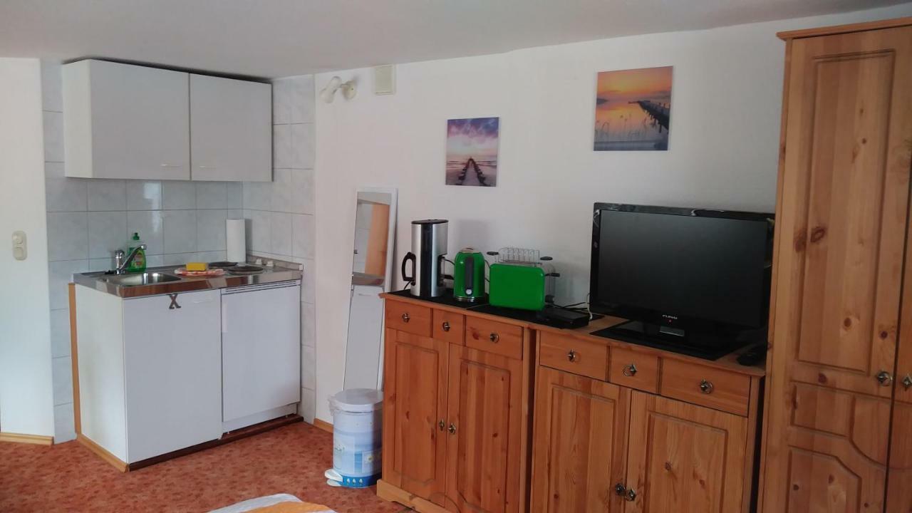 Urlaub Bei Hauenstein Apartment Born Exterior foto